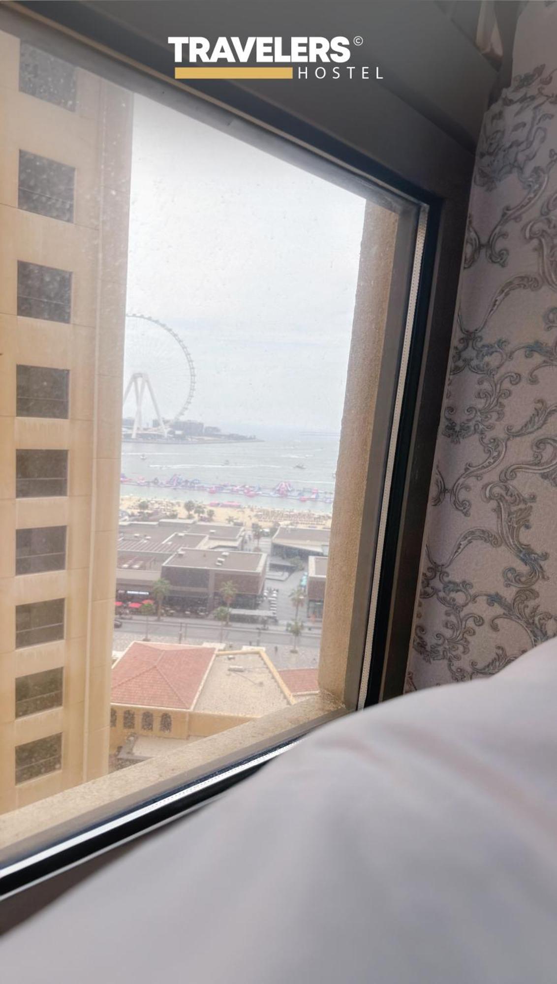 Travelers - Dubai Marina Hostel Bagian luar foto