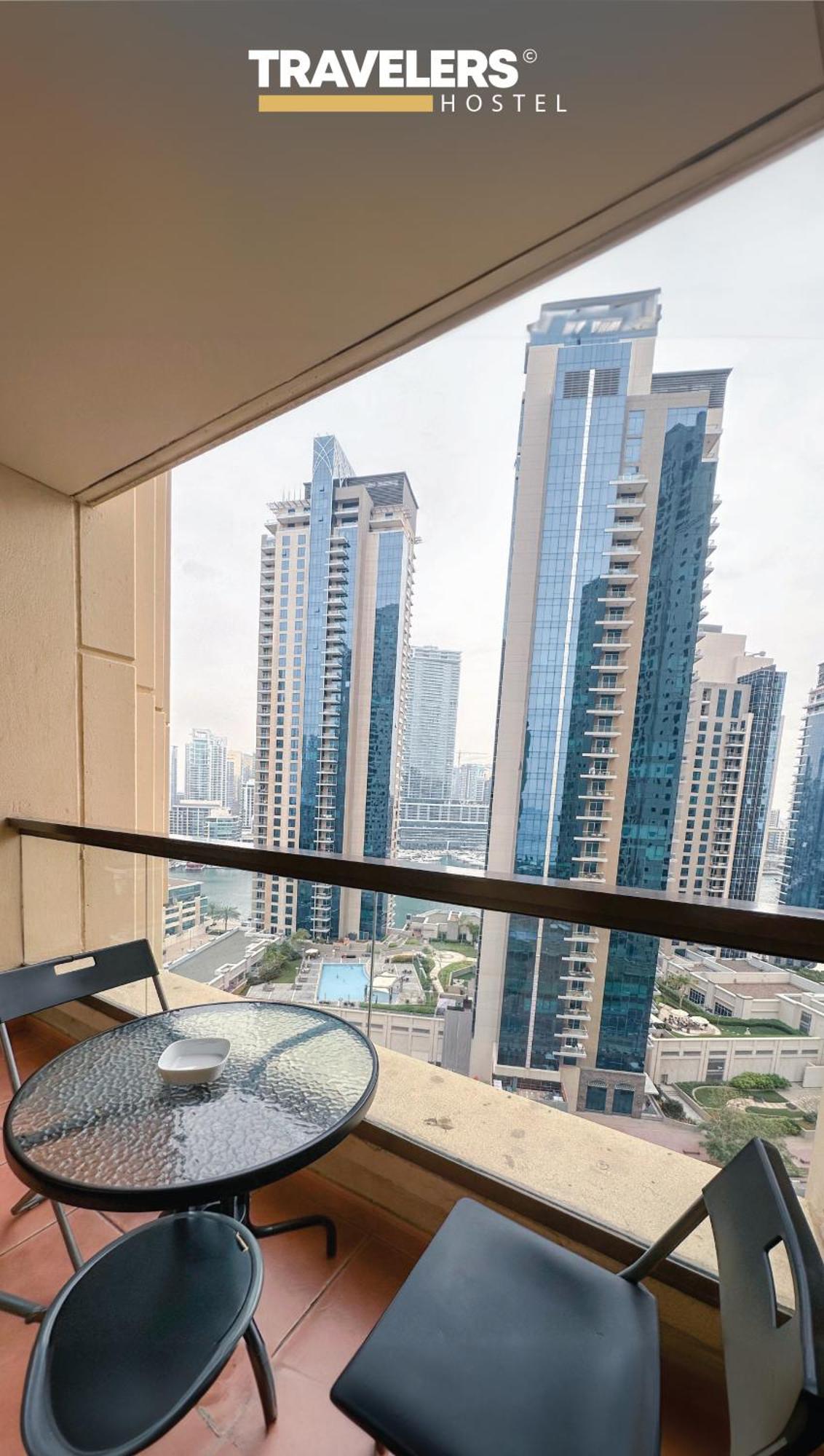 Travelers - Dubai Marina Hostel Bagian luar foto
