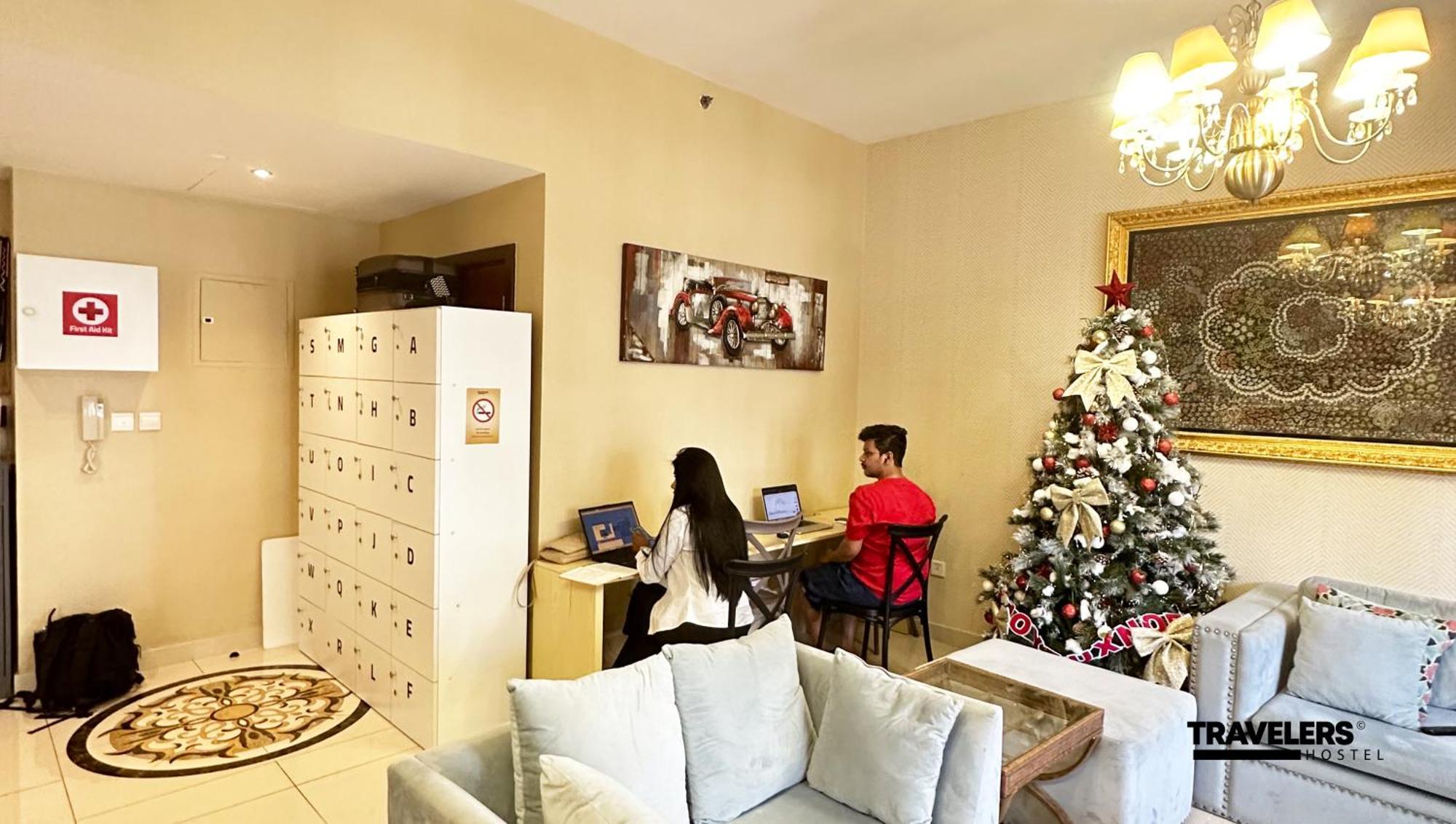 Travelers - Dubai Marina Hostel Bagian luar foto